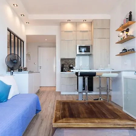 Sea View - Promenade Des 1 Bdr Апартаменты *