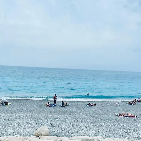 Sea View - Promenade Des 1 Bdr Апартаменты *