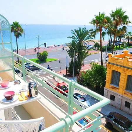 Апартаменты Sea View - Promenade Des 1 Bdr