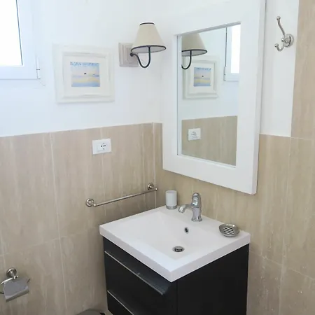 Sea View - Promenade Des 1 Bdr Apartment