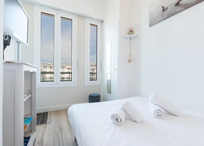 Sea View - Promenade Des 1 Bdr
